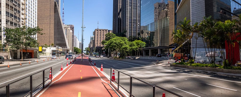 Conheça as vantagens da ciclovia da Avenida Paulista